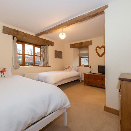 Castle Farm Bed & Breakfast Wedmore ภายนอก รูปภาพ